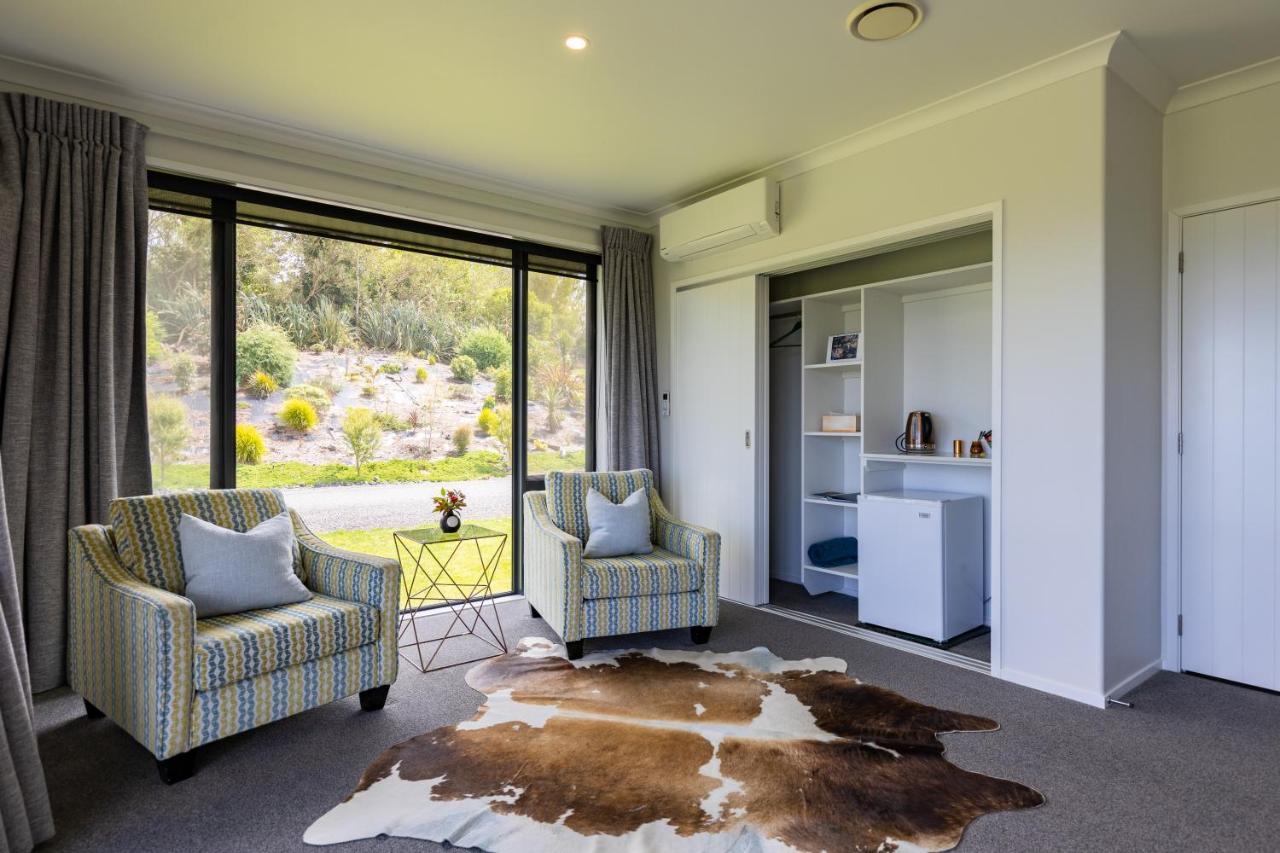 Hilltop Whakaipo Estate 5*