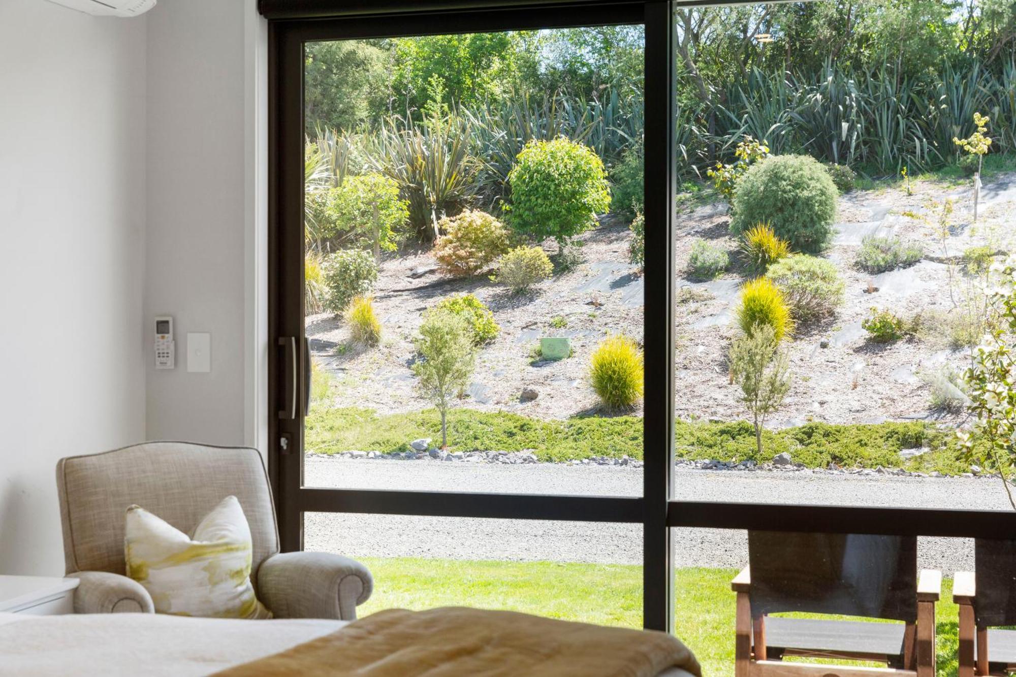 Hilltop Whakaipo Estate 5* Taupo